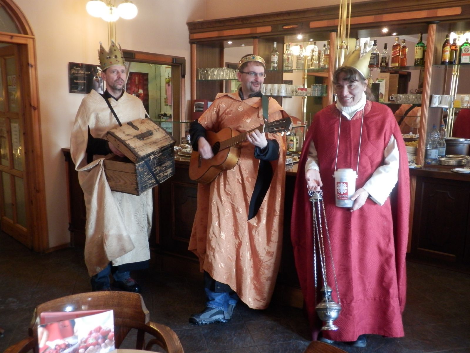 obrázek: Ředitelská tříkrálová koleda v centru Brodu