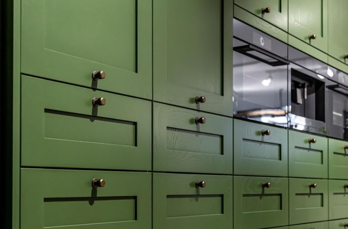 Nábytková dvířka jako hlavní prvek designu vaší kuchyně