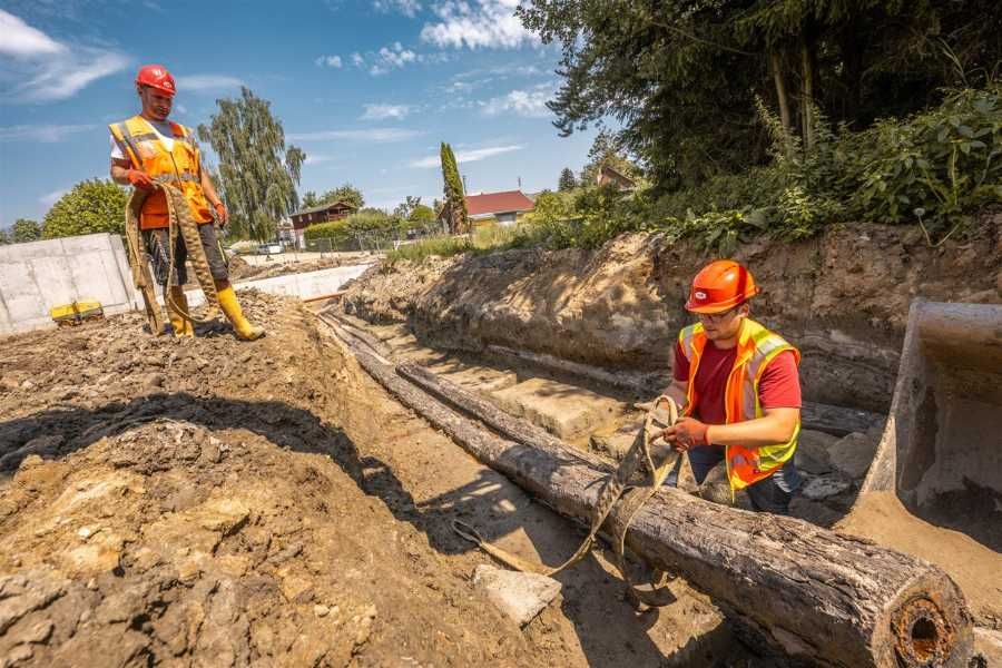 Historické potrubí objeveno při rekonstrukci rybníka u Jihlavy