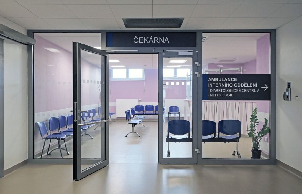 Chřipkový nápor na Vysočině, nemocnice omezují návštěvy