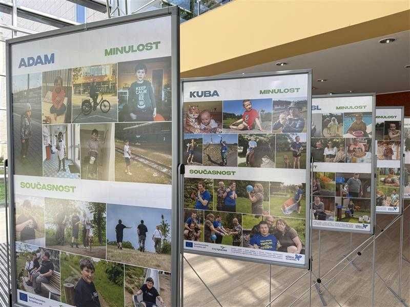 Nový projekt na Vysočině: Podpora rodin s autistickými dětmi a výstava v Jihlavě