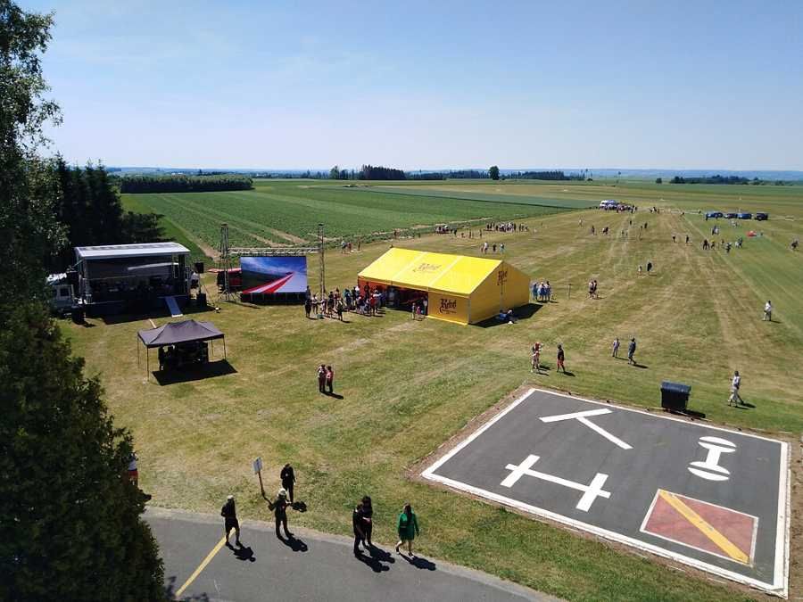 Aeroklub Chotěboř slaví 80 let, ale mladých nadšenců ubývá