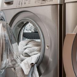 Jak si poradit s odolnými skvrnami? Na e-shopu www.myaustria.cz najdete vysoce účinné pomocníky německé a rakouské kvality