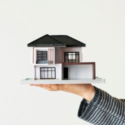 Po přestěhování se vyplatí změna trvalého bydliště