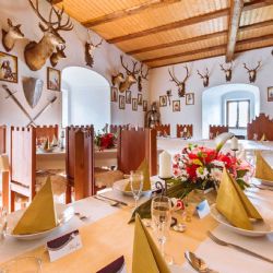 Vinotéka, restaurace, rytířské sály, apartmány - to vše nabídne hrad Vildštejn!