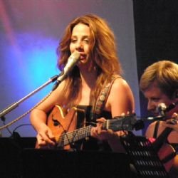 Akustický koncert Anety Langerové ve Valči