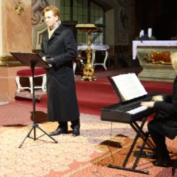 Benefiční adventní koncert Jakuba Pustiny a Marty Valáškové