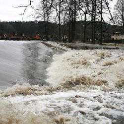 Bouřky a déšť znovu zaměstnaly hasiče na Vysočině