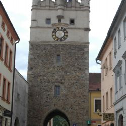 Brána plná panenek, autíček, motorek a 3D modelů v Jihlavě