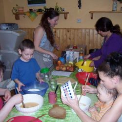 Charitní domov pro matky s dětmi v Brodě se otevírá dobrovolníkům