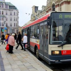 Chytré semafory dávají v Jihlavě přednost městské hromadné dopravě