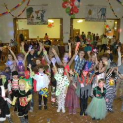 Dětské masky tančily a soutěžily v Rozsochatci