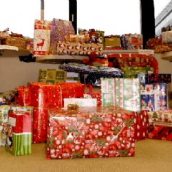 Dobrovolníci potěšili děti v bítešské škole