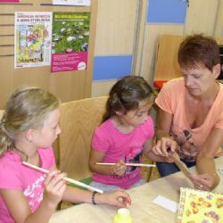 Dobrovolnictví v krajské knihovně slaví první výročí