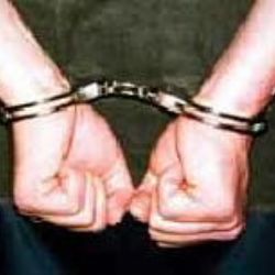 Dvě malé děti obětí sexuálního zneužívání