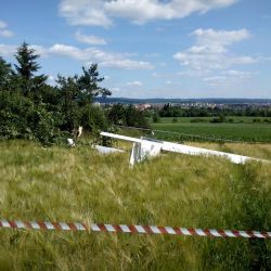 Dvě zranění po nehodě letadla na Třebíčsku