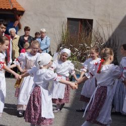 Jarní jarmark v Okříškách