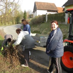 Jarní úklid Rozsochatce