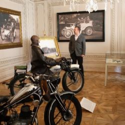 Jaroměřický zámek voní benzínem