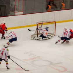 Jihlava i Třebíč prohrávají už 0:3 na zápasy