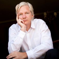 Julian Assange a Máša z Pussy Riot na 19. MFDF Ji.hlava