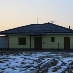 Klienti Domova bez zámku bydlí  v Jaroměřicích nad Rokytnou v novém domově