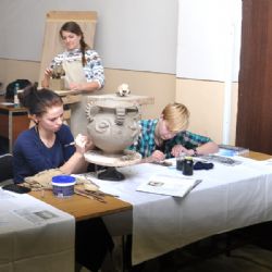 Kulturní dům Ostrov hostil přehlídku středních škol