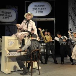 Limonádový Joe zavítzá na kamenický zámek