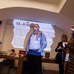 MFDF: Politické násilí a improvizace v kostele