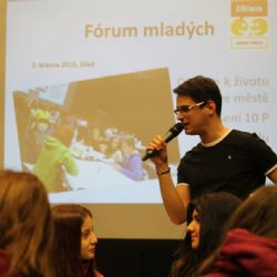 Mladým se líbí festival, nelíbí se jim obtěžování problémovými osobami