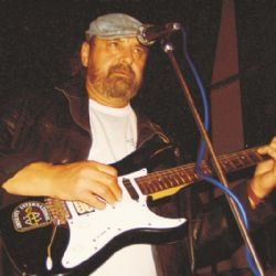 Muzikanti a modelky přispějí na léčbu nedonošených dětí