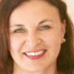 Na besedu do Brodu dorazí novinářka Petra Stuiber