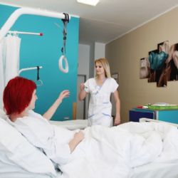 Na jihlavské traumatologii pacientům opravili Vánoční pokoj