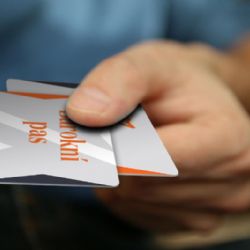 Na Zámek Žďár vlakem – pohodlně a se slevou na vstupném