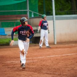 Najděte softbalový míč a vyrazte na ME zadarmo