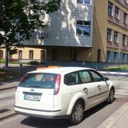 Nemocnice Pelhřimov: Měníme úhradu za parkování v areálu