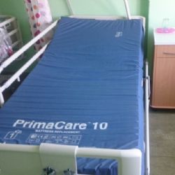 Nová moderní lůžka pro větší bezpečnost ortopedických pacientů brodské nemocnice