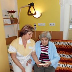 Nové noční osvětlení v Myslibořicích už slouží klientům