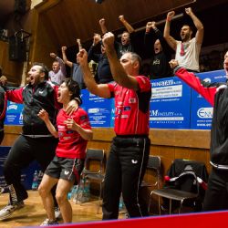 Ostrov zvládl Polsko, teď ho čekají Němci