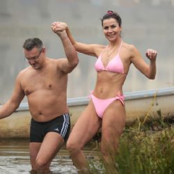 Otužilci plavali v Třebíči v řece Jihlavě