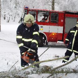 Počasí na Vysočině zaměstnává hasiče a energetiky