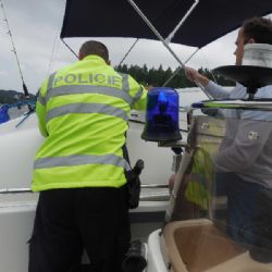 Policisté dohlíželi na provoz na Dalešické přehradě