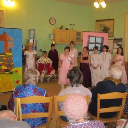 Popelka rozesmála prosečské seniory