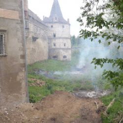 Požár kopule na věžičce zámku v Červené Řečici