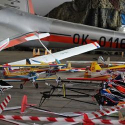 Přibyslavský první máj přilákal na letiště tisíce diváků