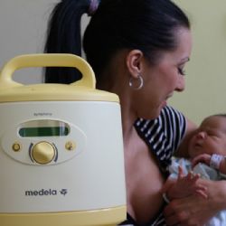 S kojením pomáhají v jihlavské nemocnici nové odsávačky