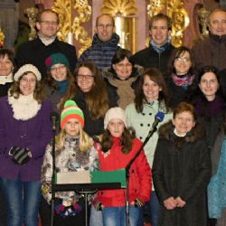 Schola z Vyskytné opět pomáhá koncerty