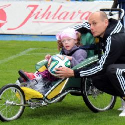 Sportovní den FC Vysočina potěšil více než sto dětí