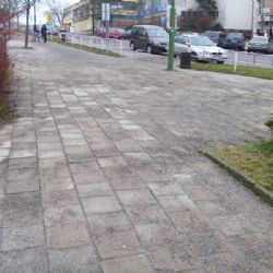 Třebíčská radnice opravila chodník s předstihem