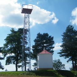 U České Bělé se nacházel maják, který pomáhal letadlům při orientaci